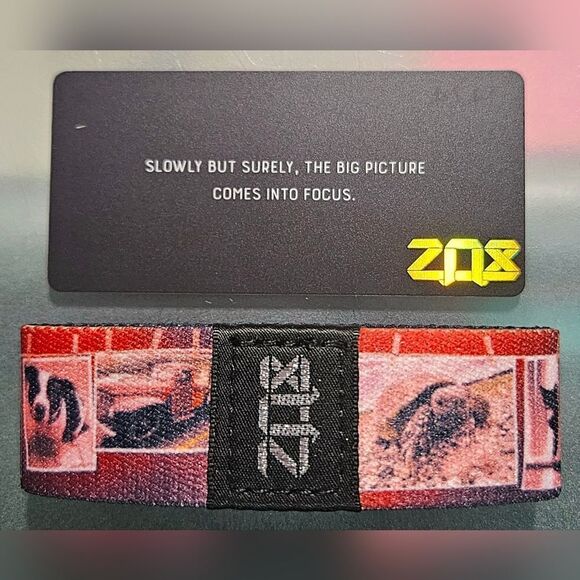 ZOX "ALWAYS DEVELOPING" #475/1000 Turtle Cat Dog SOLD OUT Collectible Wristband - Picture 11 of 16